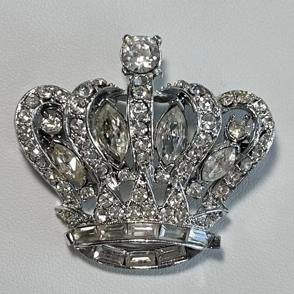 Vintage Pell Rhinestone Crown Brooch Silver Tone Clear Rhinestones
